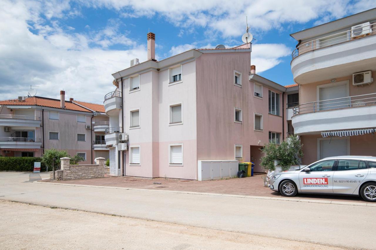 Apartment Burle Sea View Medulin